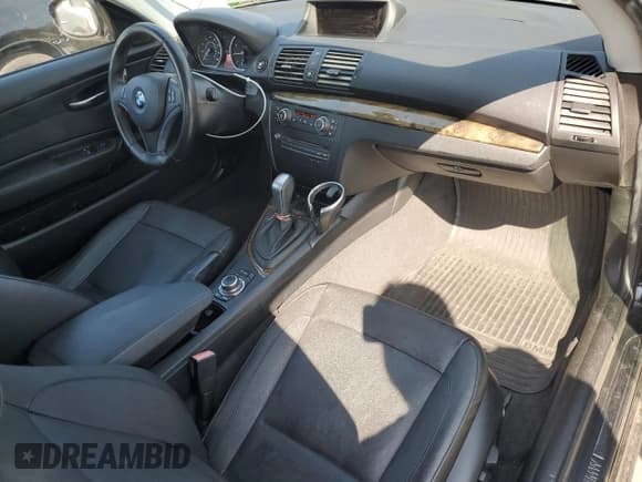 ✅ 2012 BMW 1 Series 128i • VIN: WBAUP9C53CVL91125 • Лот: 84792085. Опубликован ранее на Copart с пробегом 117 202 миль. Бесплатный доступ к архиву аукционных продаж из США и подробный отчёт об истории автомобиля на DreamBid. Изображение 8.