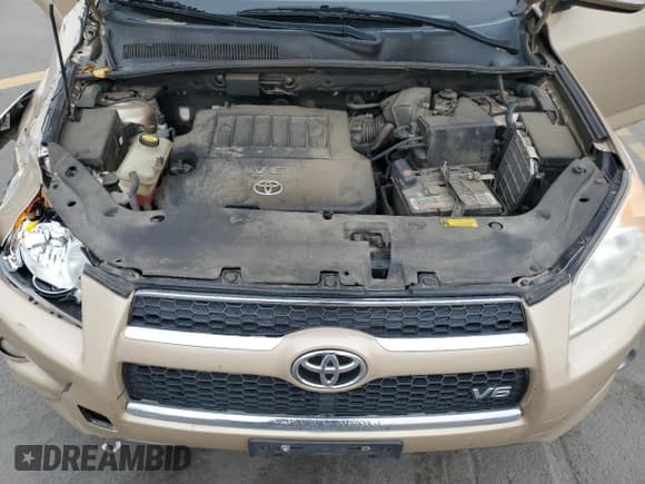✅ 2012 Toyota RAV4 Limited • VIN: 2T3DK4DV1CW072642 • Лот: 90077255. Опубликован ранее на Copart с пробегом 120 107 миль. Бесплатный доступ к архиву аукционных продаж из США и подробный отчёт об истории автомобиля на DreamBid. Изображение 12.