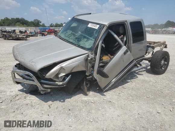 ✅ 1998 GMC Sierra 1500 • VIN: 2GTEK19R7W1505120 • Лот: 71555485. Опубликован ранее на Copart с пробегом Не указан. Бесплатный доступ к архиву аукционных продаж из США и подробный отчёт об истории автомобиля на DreamBid. Изображение 1.