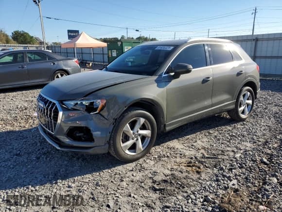 ✅ 2020 Audi Q3 Premium • VIN: WA1AECF34L1035514 • Lot: 91635325. Listed on Copart with 137,307 mi. Free auction sales archive from the USA and detailed vehicle history report at DreamBid. Image 1.