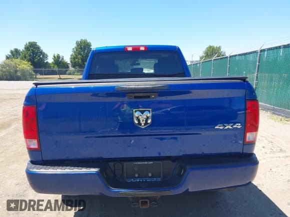 ✅ 2018 Ram 1500 Tradesman • VIN: 1C6RR7FG8JS124752 • Lot: 42716477. Listed on IAAI with 90,692 mi. Free auction sales archive from the USA and detailed vehicle history report at DreamBid. Image 16.