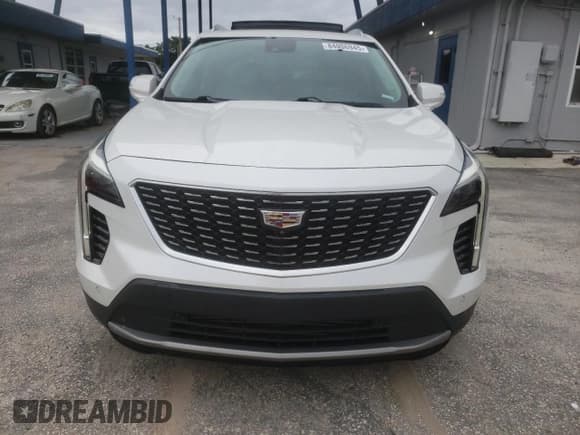 ✅ 2019 Cadillac XT4 FWD Premium Luxury • VIN: 1GYFZCR45KF181789 • Лот: 84036945. Опубликован ранее на Copart с пробегом 17 134 миль. Бесплатный доступ к архиву аукционных продаж из США и подробный отчёт об истории автомобиля на DreamBid. Изображение 5.