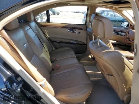 ✅ 2008 Mercedes-Benz S • VIN: WDDNG79X08A198214 • Лот: 66849895. Опубликован ранее на Copart с пробегом 163 282 миль. Бесплатный доступ к архиву аукционных продаж из США и подробный отчёт об истории автомобиля на DreamBid. Изображение 10.