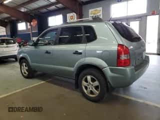 2008 Hyundai Tucson GLS с VIN KM8JM12B88U910525, выставлен на аукционе Copart как лот 77830274 с пробегом 246 655 миль миль и Чистый • Clean title. История ставок и продаж доступна на DreamBid. Изображение 2.