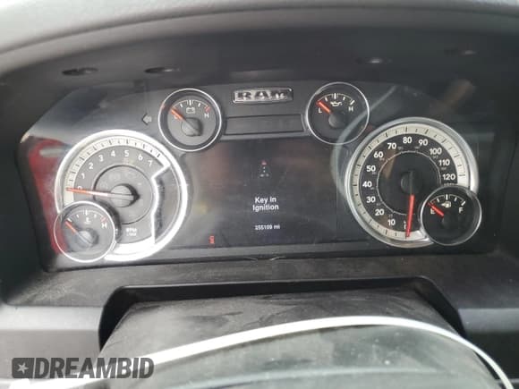 ✅ 2013 Ram 1500 • VIN: 1C6RR7LP2DS641215 • Лот: 54753725. Опубликован ранее на Copart с пробегом 255 109 миль. Бесплатный доступ к архиву аукционных продаж из США и подробный отчёт об истории автомобиля на DreamBid. Изображение 9.