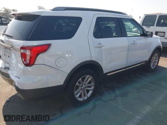 ✅ 2017 Ford Explorer XLT • VIN: 1FM5K7D88HGA27602 • Лот: 43442817. Опубликован ранее на IAAI с пробегом 88 725 миль. Бесплатный доступ к архиву аукционных продаж из США и подробный отчёт об истории автомобиля на DreamBid. Изображение 4.