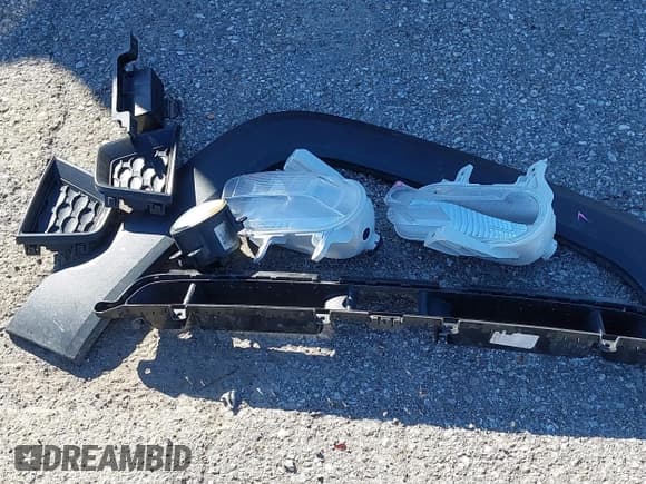 ✅ 2020 Jeep Renegade Latitude • VIN: ZACNJABB6LPL04579 • Lot: 43478125. Listed on IAAI with 51,260 mi. Free auction sales archive from the USA and detailed vehicle history report at DreamBid. Image 12.