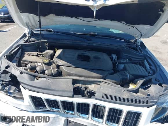 2016 Jeep Grand Cherokee Limited with VIN 1C4RJFBG1GC335021, listed as a IAAI auction lot 43250632 with 115,217 mi miles and . Bid and sale history available at DreamBid. Image 10.