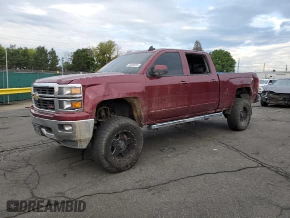 ✅ 2015 Chevrolet Silverado 1500 LT • VIN: 3GCUKREC3FG373122 • Lot: 70848625. Listed on Copart with Not provided. Free auction sales archive from the USA and detailed vehicle history report at DreamBid. Image 1.