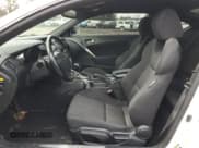 ✅ 2016 Hyundai Genesis Coupe 3.8L Base • VIN: KMHHT6KJ9GU132689 • Lot: 44062165. Wystawiony na Copart z przebiegiem 62 676 mil. Bezpłatny archiwum sprzedaży aukcyjnych z USA i szczegółowy raport historii pojazdu na DreamBid. Zdjęcie 7.