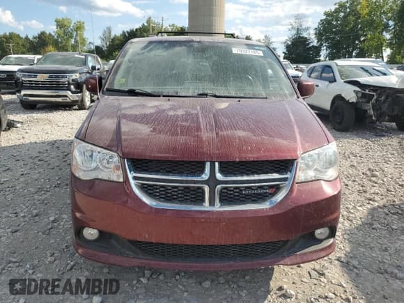 ✅ 2019 Dodge Grand Caravan SXT • VIN: 2C4RDGCG7KR747438 • Lot: 70327185. Wystawiony na Copart z przebiegiem 153 859 mil. Bezpłatny archiwum sprzedaży aukcyjnych z USA i szczegółowy raport historii pojazdu na DreamBid. Zdjęcie 5.