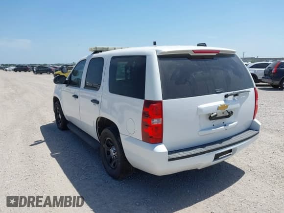 ✅ 2013 Chevrolet Tahoe Commercial • VIN: 1GNLC2E05DR161378 • Lot: 42671610. Wystawiony na IAAI z przebiegiem 190 214 mil. Bezpłatny archiwum sprzedaży aukcyjnych z USA i szczegółowy raport historii pojazdu na DreamBid. Zdjęcie 3.