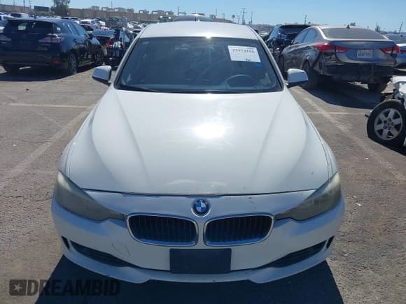✅ 2013 BMW 3 Series 328i • VIN: WBA3A5C56DF353437 • Lot: 43473186. Wystawiony na IAAI z przebiegiem 164 881 mil. Bezpłatny archiwum sprzedaży aukcyjnych z USA i szczegółowy raport historii pojazdu na DreamBid. Zdjęcie 6.