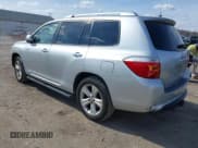 ✅ 2010 Toyota Highlander Limited • VIN: 5TDDK3EH3AS030488 • Lot: 41695234. Wystawiony na IAAI z przebiegiem 204 046 mil. Bezpłatny archiwum sprzedaży aukcyjnych z USA i szczegółowy raport historii pojazdu na DreamBid. Zdjęcie 3.