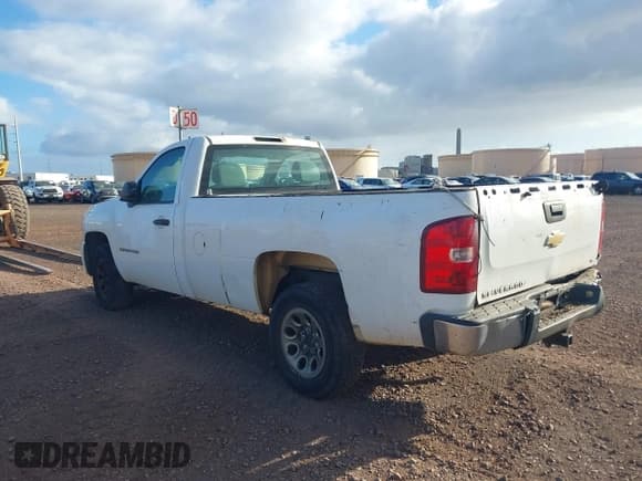 ✅ 2007 Chevrolet Silverado 1500 Work Truck • VIN: 1GCEC14C37E603948 • Лот: 43411938. Опубликован ранее на IAAI с пробегом Не указан. Бесплатный доступ к архиву аукционных продаж из США и подробный отчёт об истории автомобиля на DreamBid. Изображение 3.