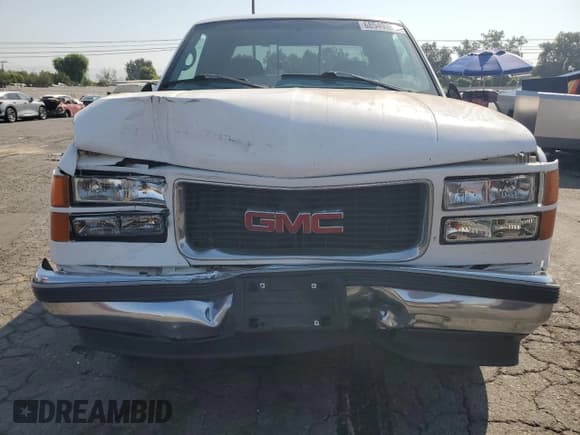 ✅ 1998 GMC Sierra 2500 • VIN: 1GTGC29R8WE525936 • Лот: 68549385. Опубликован ранее на Copart с пробегом 287 810 миль. Бесплатный доступ к архиву аукционных продаж из США и подробный отчёт об истории автомобиля на DreamBid. Изображение 5.