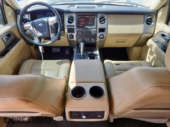 ✅ 2015 Ford Expedition Limited • VIN: 1FMJU2AT1FEF28232 • Lot: 84970825. Wystawiony na Copart z przebiegiem 217 743 mil. Bezpłatny archiwum sprzedaży aukcyjnych z USA i szczegółowy raport historii pojazdu na DreamBid. Zdjęcie 8.