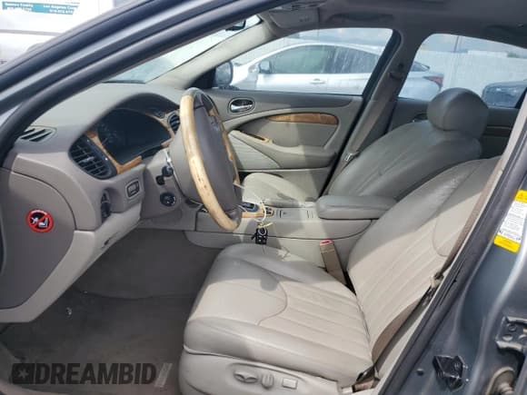 ✅ 2002 Jaguar S-Type • VIN: SAJDA01N52FM31105 • Lot: 80719515. Wystawiony na Copart z przebiegiem 118 279 mil. Bezpłatny archiwum sprzedaży aukcyjnych z USA i szczegółowy raport historii pojazdu na DreamBid. Zdjęcie 7.