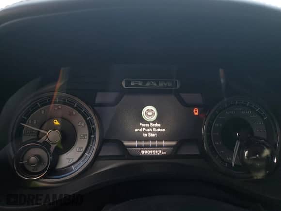 2019 Ram 1500 Limited z VIN 1C6SRFPT1KN665827, wystawiony jako Copart lot #85098955 z przebiegiem 90 151 mil mil oraz Szkoda całkowita • Salvage title. Historia ofert i sprzedaży dostępna na DreamBid. Obrazek 9.