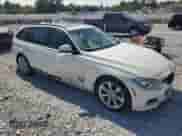 2015 BMW 3 Series 328d xDrive с VIN WBA3K5C54FK300744, выставлен на аукционе Copart как лот 68739285 с пробегом 247 071 миль миль и Списание • Salvage title. История ставок и продаж доступна на DreamBid. Изображение 4.