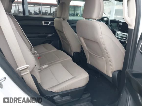 ✅ 2022 Ford Explorer • VIN: 1FMSK8BB8NGA06672 • Лот: 41577022. Опубликован ранее на IAAI с пробегом 57 692 миль. Бесплатный доступ к архиву аукционных продаж из США и подробный отчёт об истории автомобиля на DreamBid. Изображение 8.