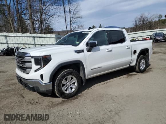 ✅ 2022 GMC Sierra 1500 SLE • VIN: 3GTUUBED6NG612641 • Лот: 53081395. Опубликован ранее на Copart с пробегом 53 230 миль. Бесплатный доступ к архиву аукционных продаж из США и подробный отчёт об истории автомобиля на DreamBid. Изображение 1.