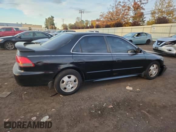 2001 Honda Accord EX z VIN 1HGCG16591A036378, wystawiony jako Copart lot #90289725 z przebiegiem Nie podano mil oraz Szkoda całkowita • Salvage title. Historia ofert i sprzedaży dostępna na DreamBid. Obrazek 3.