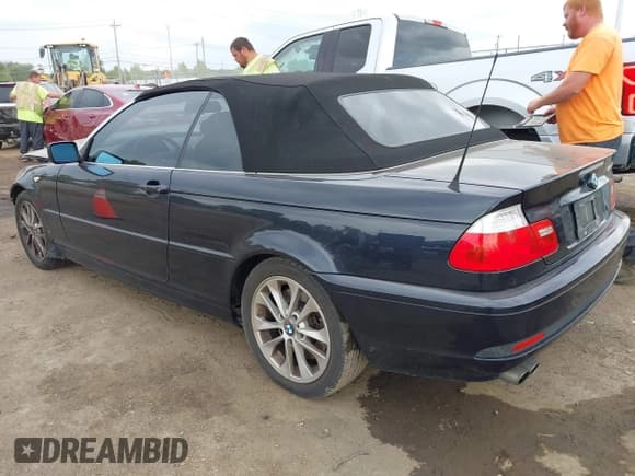 ✅ 2006 BMW 3 Series 330Ci • VIN: WBABW53416PZ41067 • Lot: 42870892. Wystawiony na IAAI z przebiegiem 121 541 mil. Bezpłatny archiwum sprzedaży aukcyjnych z USA i szczegółowy raport historii pojazdu na DreamBid. Zdjęcie 3.