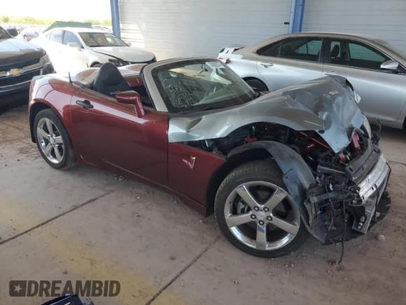 ✅ 2009 Pontiac Solstice GXP • VIN: 1G2MT35X59Y105815 • Лот: 74302574. Опубликован ранее на Copart с пробегом Не указан. Бесплатный доступ к архиву аукционных продаж из США и подробный отчёт об истории автомобиля на DreamBid. Изображение 4.