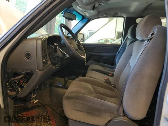 2007 GMC Sierra 1500 SL with VIN 2GTEK13V671146169, listed as a Copart auction lot 61817325 with 130,658 mi miles and Clean title. Bid and sale history available at DreamBid. Image 7.