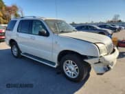 ✅ 2004 Mercury Mountaineer Convenience • VIN: 4M2DU86W74ZJ49422 • Lot: 93185555. Wystawiony na Copart z przebiegiem 231 292 mil. Bezpłatny archiwum sprzedaży aukcyjnych z USA i szczegółowy raport historii pojazdu na DreamBid. Zdjęcie 4.
