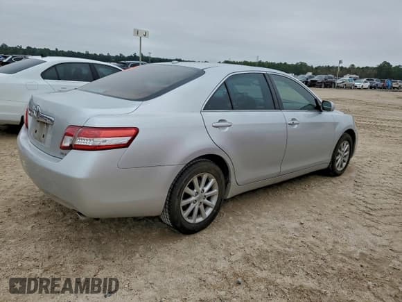 ✅ 2010 Toyota Camry • VIN: 4T1BF3EKXAU101085 • Lot: 94702765. Wystawiony na Copart z przebiegiem 48 231 mil. Bezpłatny archiwum sprzedaży aukcyjnych z USA i szczegółowy raport historii pojazdu na DreamBid. Zdjęcie 3.