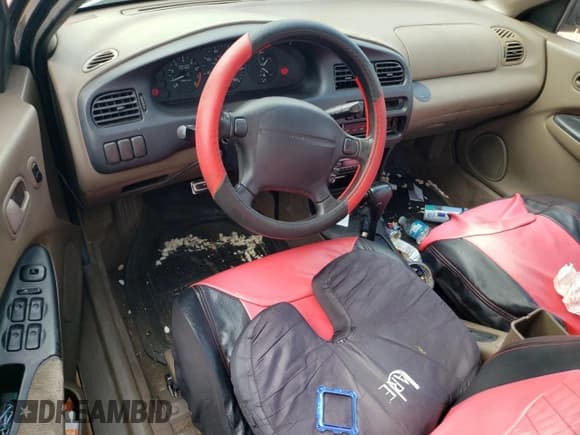 ✅ 1995 Mazda Protege • VIN: JM1BA1413S0173593 • Лот: 68877974. Опубликован ранее на Copart с пробегом 133 411 миль. Бесплатный доступ к архиву аукционных продаж из США и подробный отчёт об истории автомобиля на DreamBid. Изображение 8.