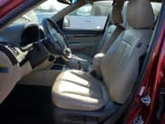 ✅ 2012 Hyundai Santa Fe Limited • VIN: 5XYZKDAG4CG146369 • Lot: 83061854. Listed on Copart with 177,893 mi. Free auction sales archive from the USA and detailed vehicle history report at DreamBid. Image 7.