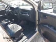 ✅ 2006 Kia Sportage LX • VIN: KNDJF724067161900 • Лот: 42113650. Опубликован ранее на IAAI с пробегом 227 293 миль. Бесплатный доступ к архиву аукционных продаж из США и подробный отчёт об истории автомобиля на DreamBid. Изображение 5.