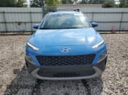 ✅ 2022 Hyundai Kona SEL • VIN: KM8K32AB1NU870363 • Лот: 70043535. Опубликован ранее на Copart с пробегом 73 416 миль. Бесплатный доступ к архиву аукционных продаж из США и подробный отчёт об истории автомобиля на DreamBid. Изображение 5.