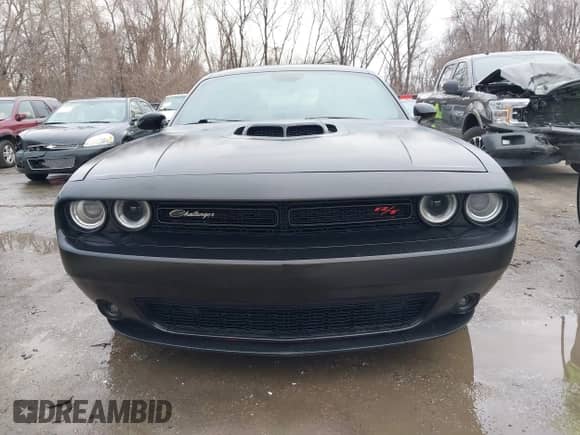 2015 Dodge Challenger R/T Plus with VIN 2C3CDZBT9FH864714, listed as a IAAI auction lot 41198768 with 101,534 mi miles and . Bid and sale history available at DreamBid. Image 12.