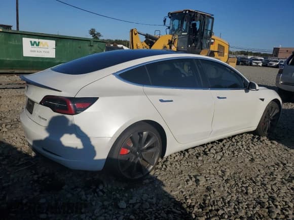 ✅ 2020 Tesla Model 3 Performance • VIN: 5YJ3E1EC6LF742612 • Lot: 84542145. Wystawiony na Copart z przebiegiem 46 372 mil. Bezpłatny archiwum sprzedaży aukcyjnych z USA i szczegółowy raport historii pojazdu na DreamBid. Zdjęcie 3.