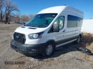 ✅ 2024 Ford Transit Passenger XL • VIN: 1FBAX2X85RKA46890 • Lot: 41648977. Wystawiony na IAAI z przebiegiem 20 637 mil. Bezpłatny archiwum sprzedaży aukcyjnych z USA i szczegółowy raport historii pojazdu na DreamBid. Zdjęcie 2.