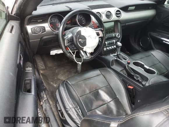 ✅ 2018 Ford Mustang EcoBoost • VIN: 1FA6P8TH3J5163192 • Lot: 70514885. Listed on Copart with 103,181 mi. Free auction sales archive from the USA and detailed vehicle history report at DreamBid. Image 8.