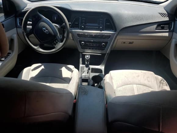 ✅ 2017 Hyundai Sonata SE • VIN: 5NPE24AF2HH519639 • Lot: 83976905. Listed on Copart with Not provided. Free auction sales archive from the USA and detailed vehicle history report at DreamBid. Image 8.