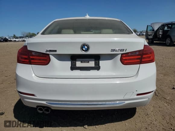 ✅ 2013 BMW 3 Series 328i xDrive • VIN: WBA3B3C52DF536500 • Lot: 56538265. Listed on Copart with Not provided. Free auction sales archive from the USA and detailed vehicle history report at DreamBid. Image 6.