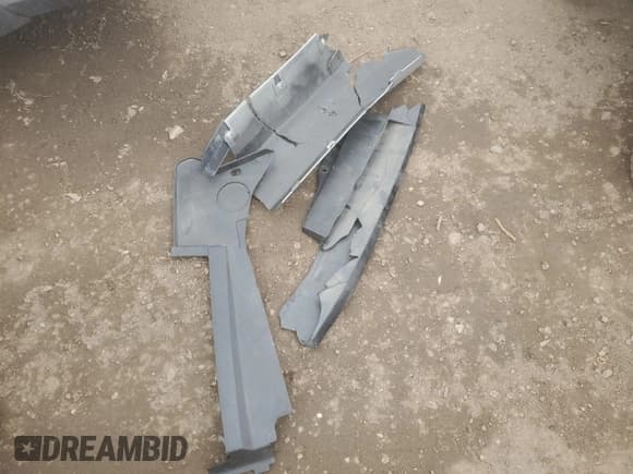 ✅ 2019 Dodge Challenger R/T Scat Pack Widebody • VIN: 2C3CDZFJ5KH623574 • Lot: 48898905. Wystawiony na Copart z przebiegiem 73 209 mil. Bezpłatny archiwum sprzedaży aukcyjnych z USA i szczegółowy raport historii pojazdu na DreamBid. Zdjęcie 14.