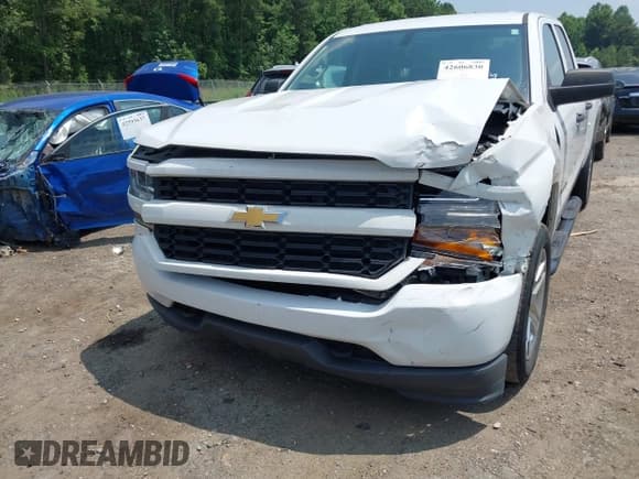 ✅ 2018 Chevrolet Silverado 1500 Custom • VIN: 1GCRCPEC7JZ184537 • Лот: 42606830. Опубликован ранее на IAAI с пробегом 149 588 миль. Бесплатный доступ к архиву аукционных продаж из США и подробный отчёт об истории автомобиля на DreamBid. Изображение 6.