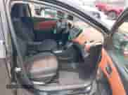 2015 Chevrolet Sonic LT z VIN 1G1JC6SB0F4157826, wystawiony jako IAAI lot #42503574 z przebiegiem 101 437 mil mil oraz . Historia ofert i sprzedaży dostępna na DreamBid. Obrazek 5.