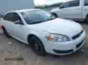 2014 Chevrolet Impala Police Police z VIN 2G1WD5E30E1114342, wystawiony jako IAAI lot #42388443 z przebiegiem 119 929 mil mil oraz . Historia ofert i sprzedaży dostępna na DreamBid. Obrazek 1.