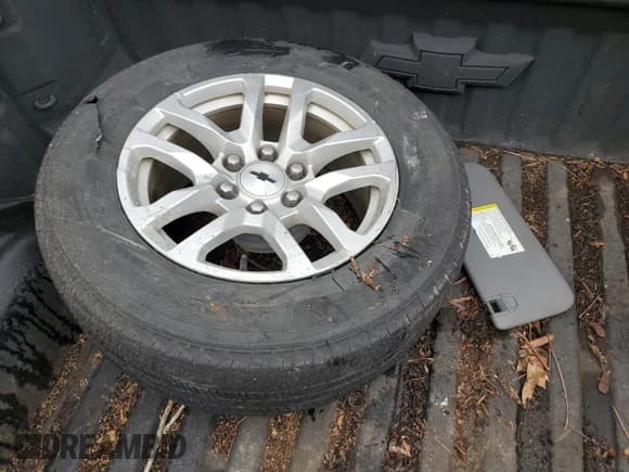 ✅ 2021 Chevrolet Silverado 1500 RST • VIN: 1GCPWDED8MZ452926 • Lot: 62285095. Wystawiony na Copart z przebiegiem 55 765 mil. Bezpłatny archiwum sprzedaży aukcyjnych z USA i szczegółowy raport historii pojazdu na DreamBid. Zdjęcie 12.