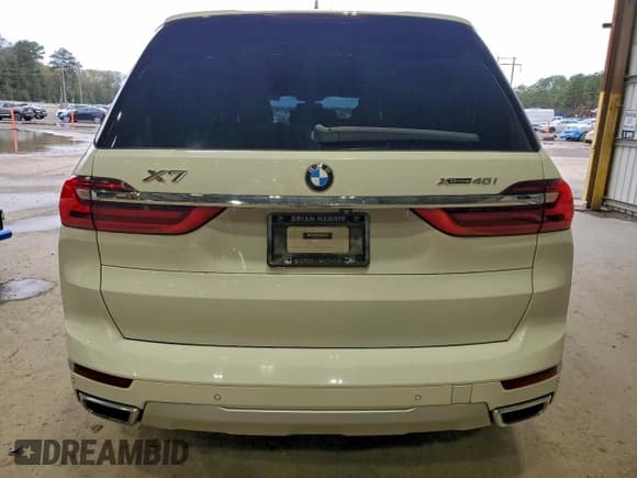✅ 2021 BMW X7 xDrive40i • VIN: 5UXCW2C02M9E34796 • Lot: 94359105. Listed on Copart with 390 mi. Free auction sales archive from the USA and detailed vehicle history report at DreamBid. Image 6.