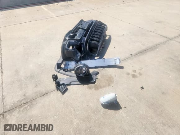 ✅ 2023 Jeep Renegade Limited • VIN: ZACNJDD19PPP62466 • Лот: 82276305. Опубликован ранее на Copart с пробегом 3 292 миль. Бесплатный доступ к архиву аукционных продаж из США и подробный отчёт об истории автомобиля на DreamBid. Изображение 13.