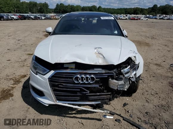 ✅ 2017 Audi A3 Premium • VIN: WAUAUGFF2H1038636 • Лот: 68315845. Опубликован ранее на Copart с пробегом 71 438 миль. Бесплатный доступ к архиву аукционных продаж из США и подробный отчёт об истории автомобиля на DreamBid. Изображение 5.